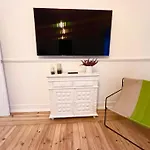 Beautiful Gloria - 120M2 With A/C And Garden
