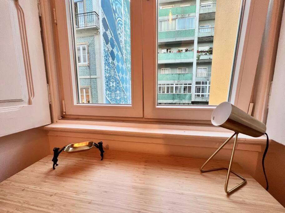 Beautiful Gloria - 120m2 With A/c And Garden * Lisboa