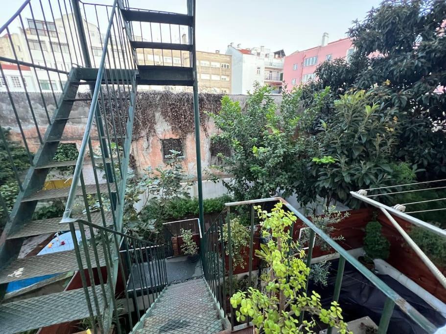 Beautiful Gloria - 120m2 With A/c And Garden Lisboa